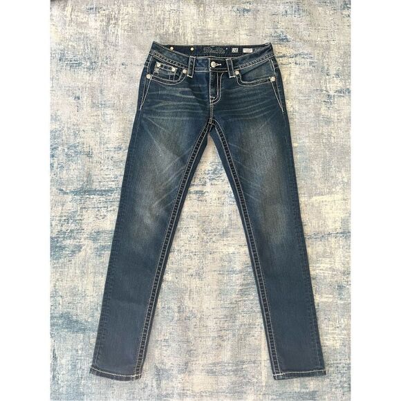 Miss Me Distressed Rhinestone Signature Skinny Jeans 28" - Picture 1 of 6